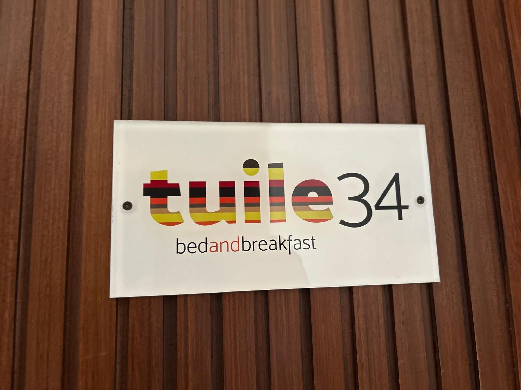 レッチェ Tuile 34 Bed & Breakfast エクステリア 写真